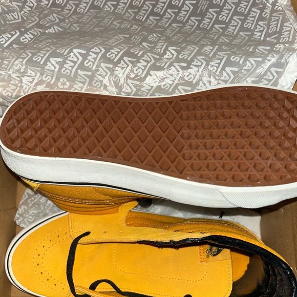 Vans SK8-Hi Sport Stripes Cadmium yellow Black. - Picture 6 of 8